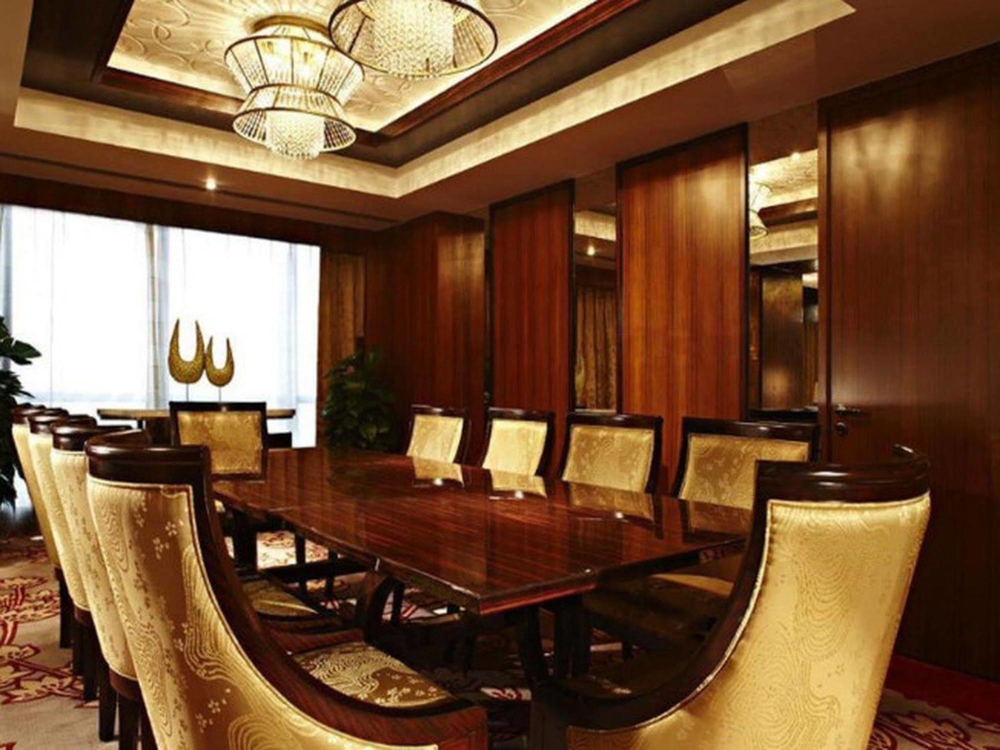 Kun Tai Glory Hotel Beijing Wangjing Exteriör bild
