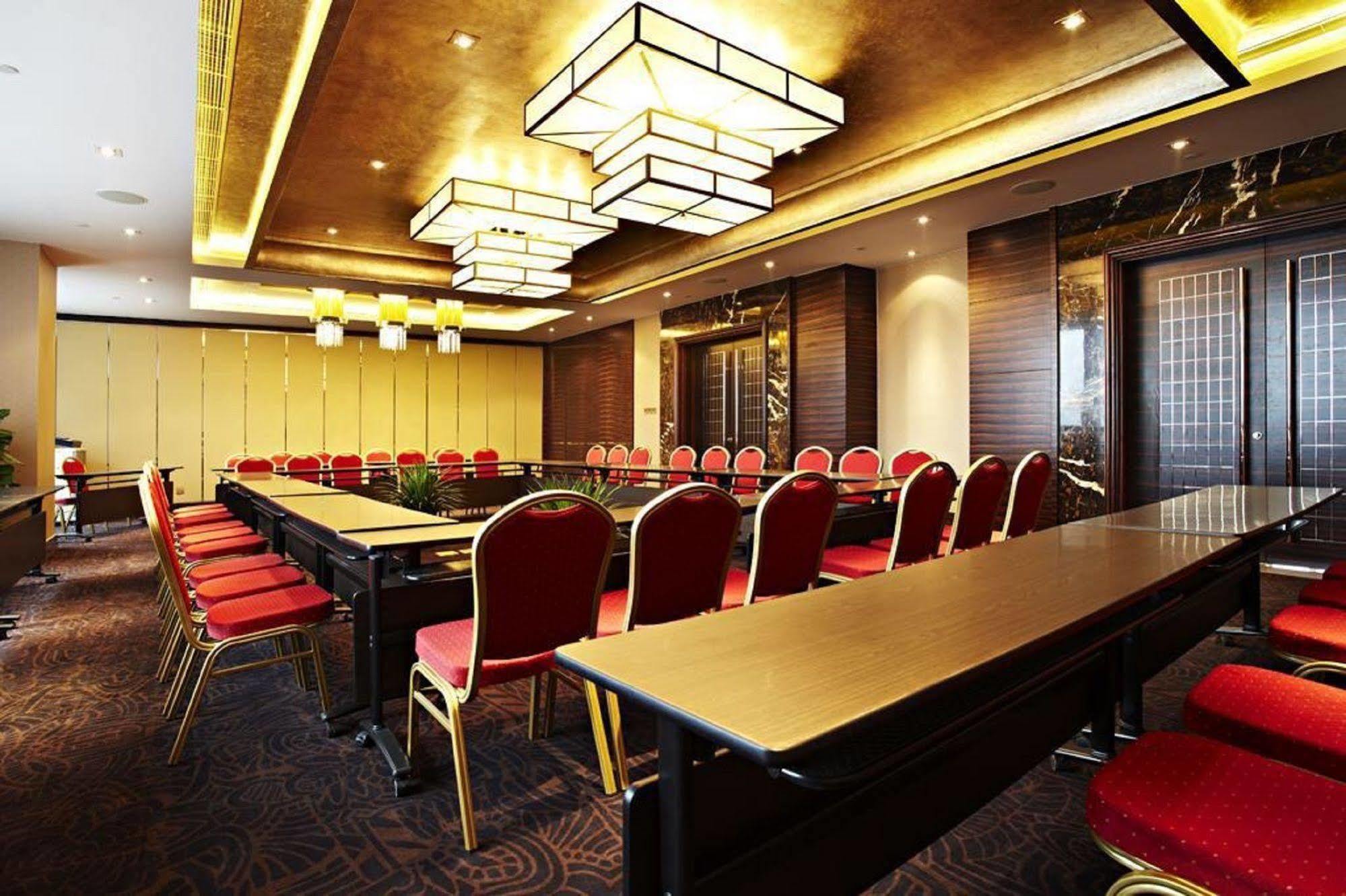 Kun Tai Glory Hotel Beijing Wangjing Exteriör bild