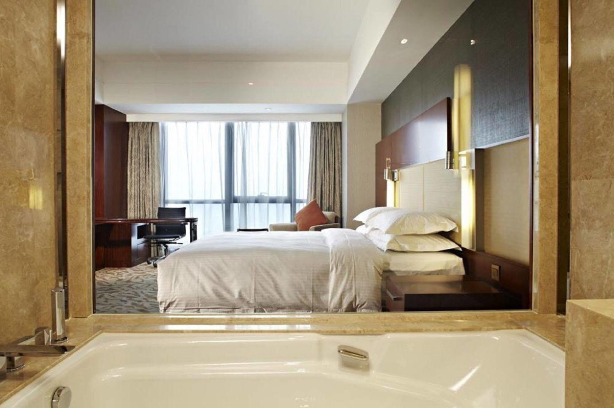 Kun Tai Glory Hotel Beijing Wangjing Exteriör bild